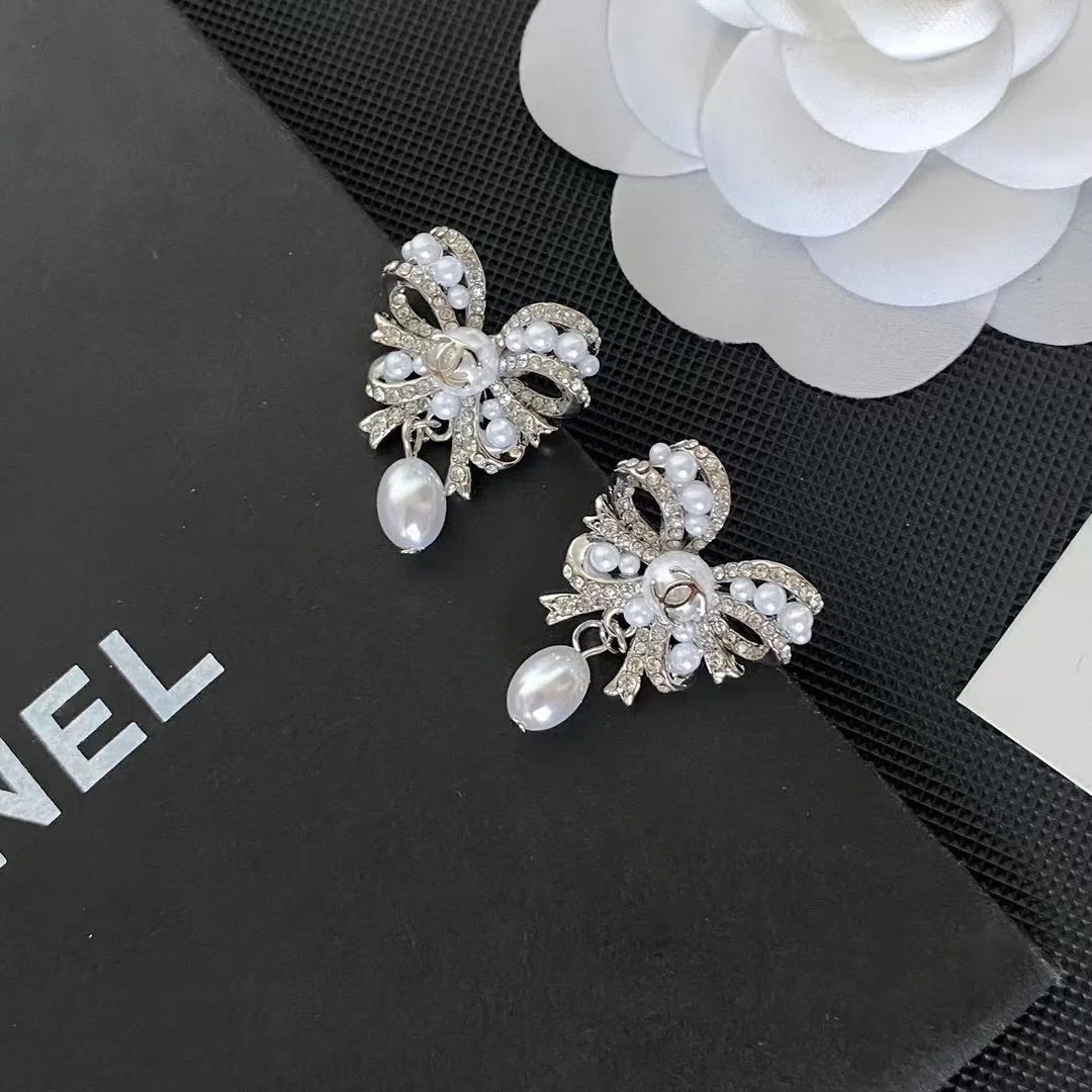 Chanel Earrings Fashionable 3174