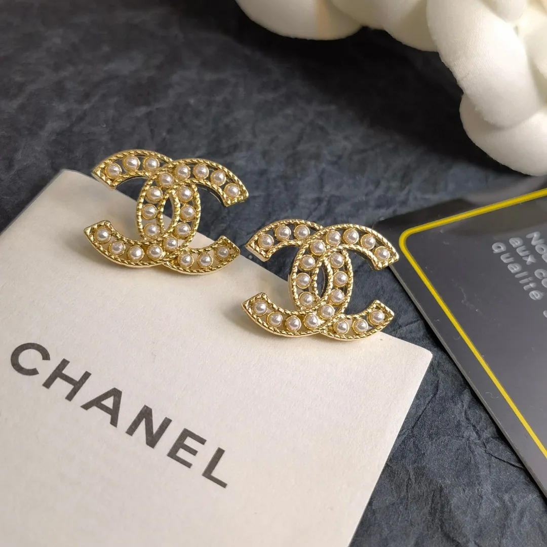 Chanel Earrings Practical 3085