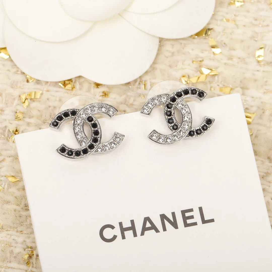 Chanel Earrings Durable 3104