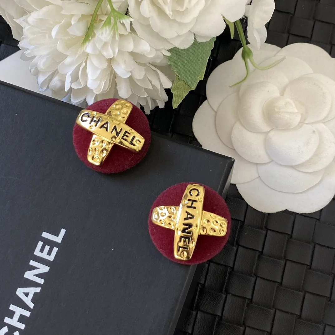 Durable Chanel Earrings 3334