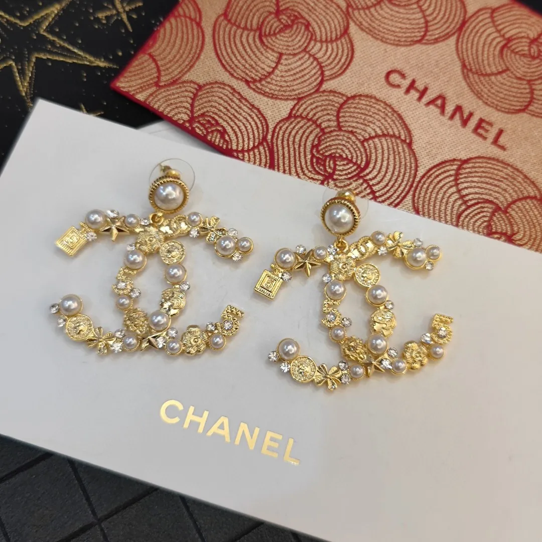 Chanel Earrings Effortless 3280