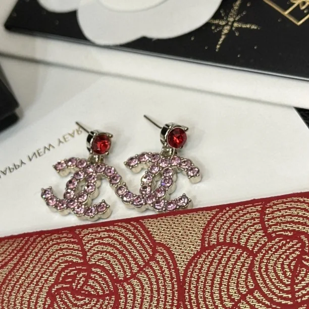 Lightweight Chanel Earrings 3255