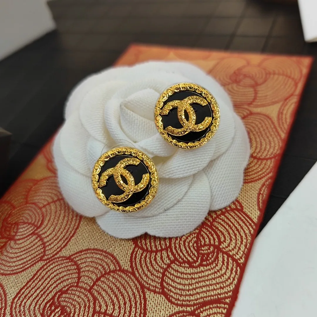 Chanel Earrings Soft 3034