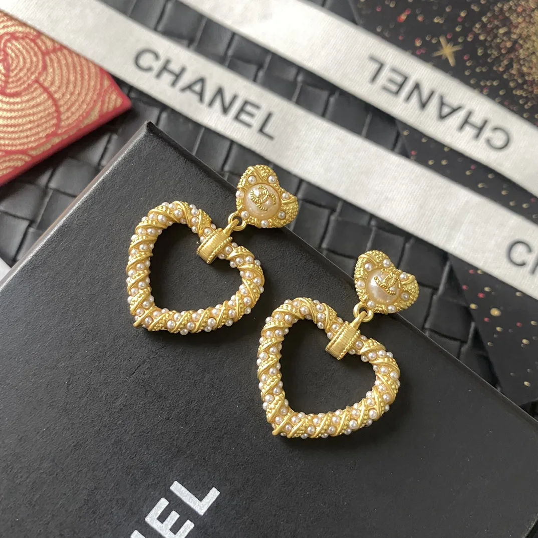 Chanel Earrings Effortless 3212