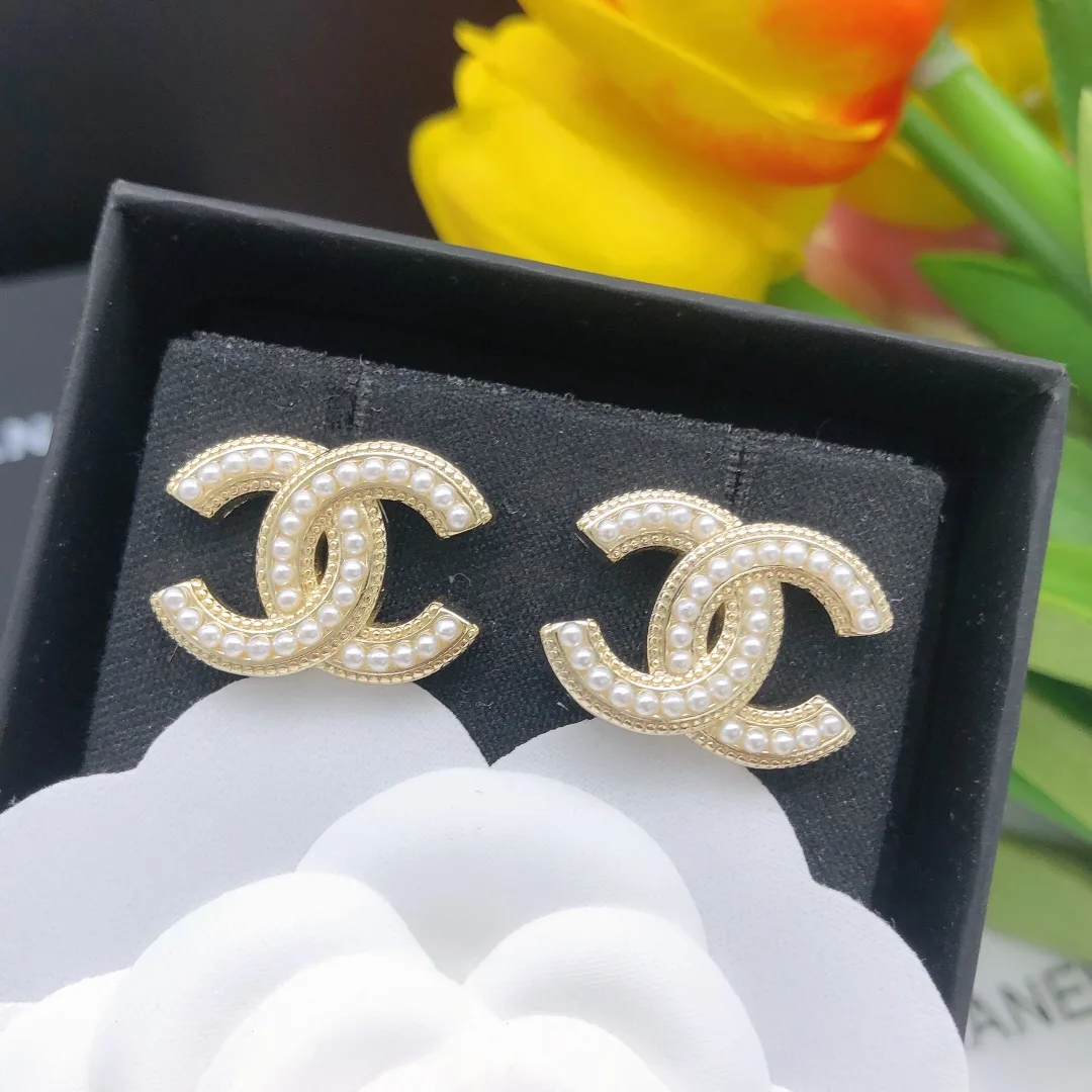 Sustainable Chanel Earrings 3170