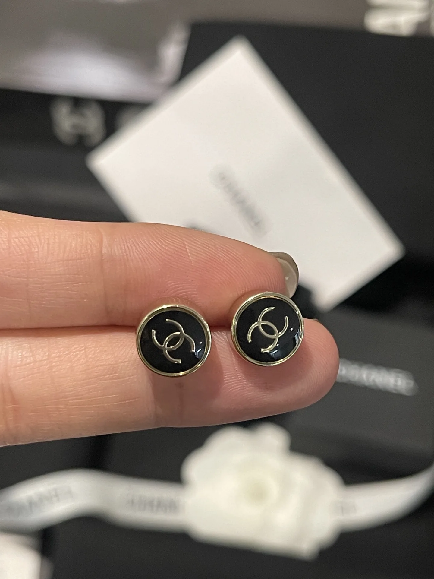Elegant Chanel Earrings 3045