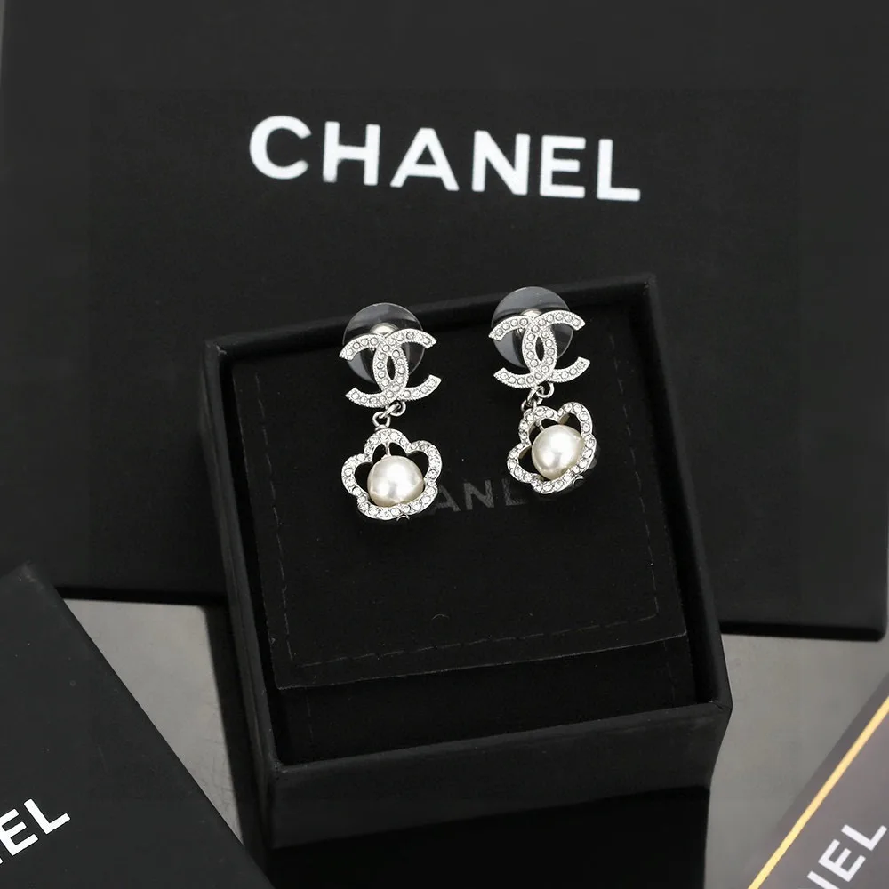 RelaxedFit Chanel Earrings 3380