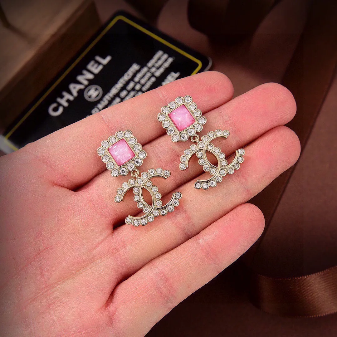 Trendy Chanel Earrings 3156