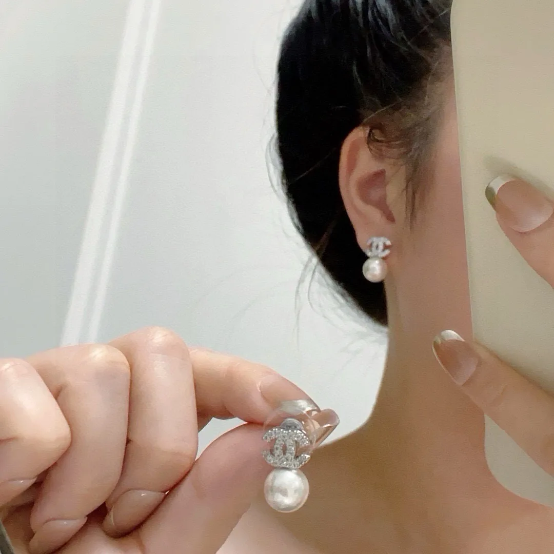 Chanel Earrings WellDesigned 3298