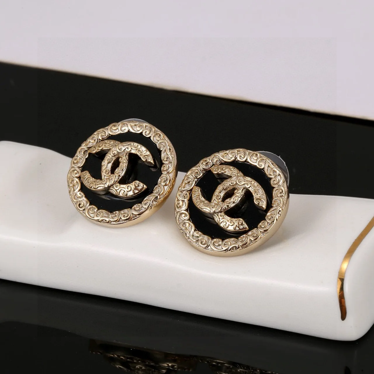 Chanel Earrings Resilient 3140