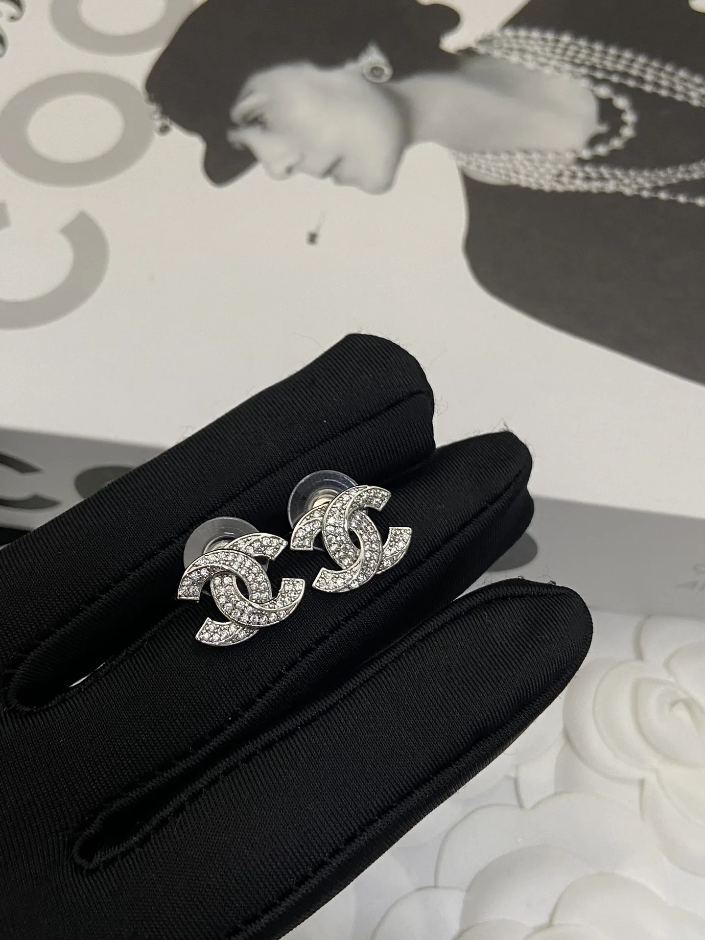 BestValue Chanel Earrings 3071
