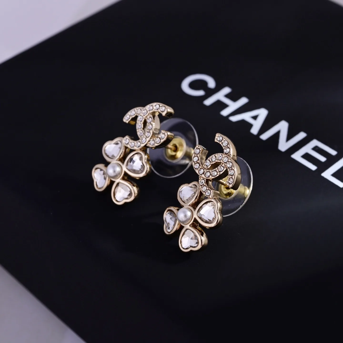 Chanel Earrings Supportive 3160