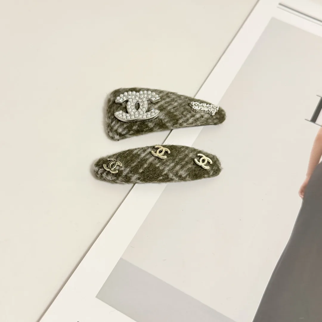 Efficient Chanel Hair Clip 3471