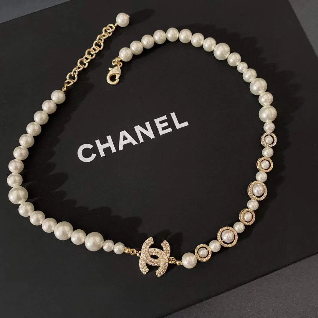 WrinkleFree Chanel Necklace 3548