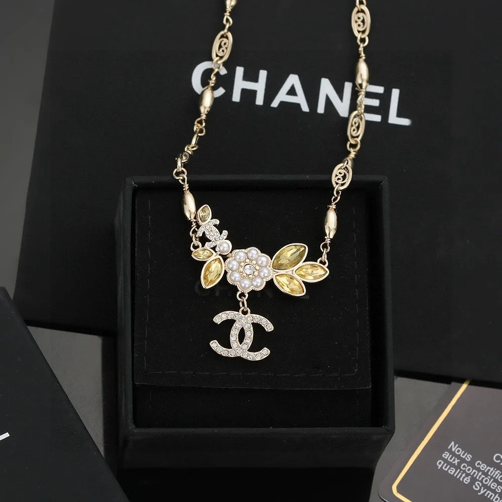 Chanel Necklace SoftTouch 3555