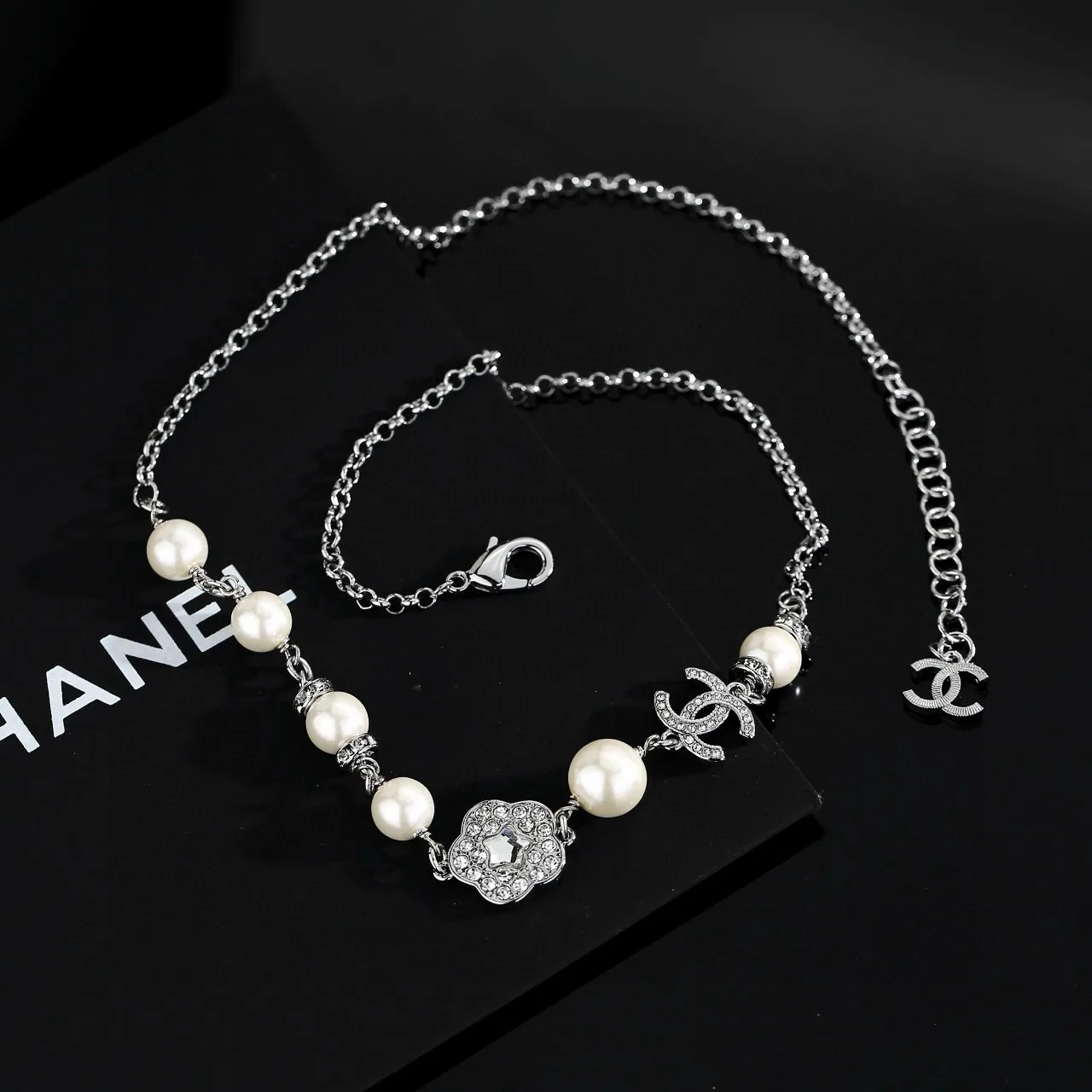 Durable Chanel Necklace 3543
