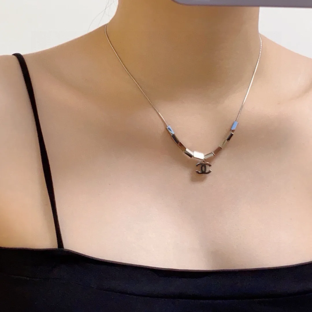 Chanel Necklace Affordable 3617