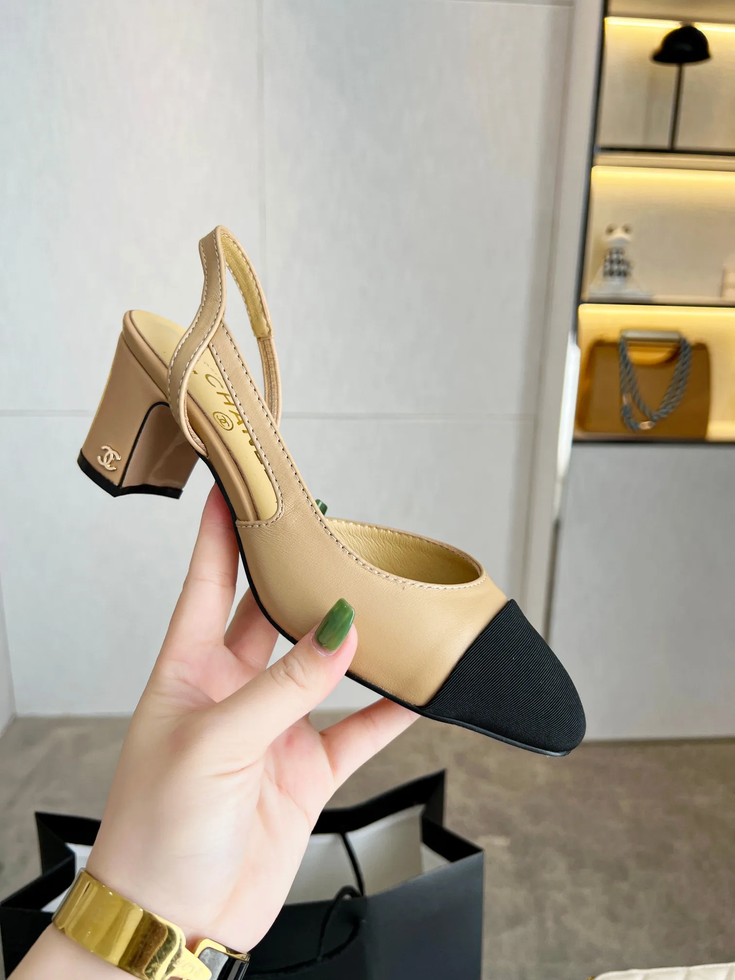 Reliable Chanel Sandals 3664