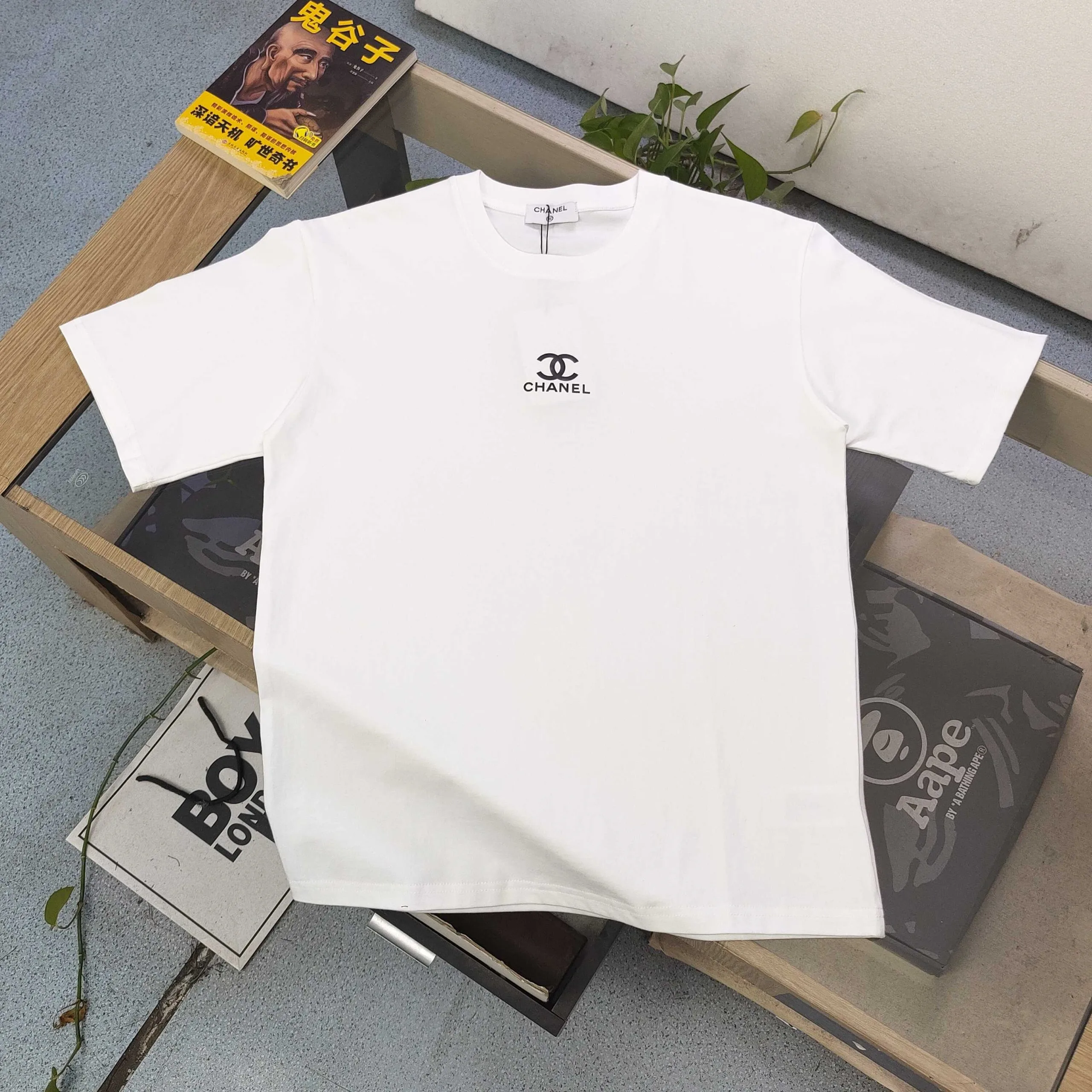 Chanel Short Sleeves RelaxedFit 3692