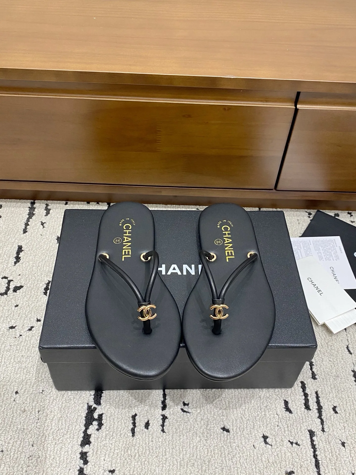 NewStyle Chanel Slippers 3723