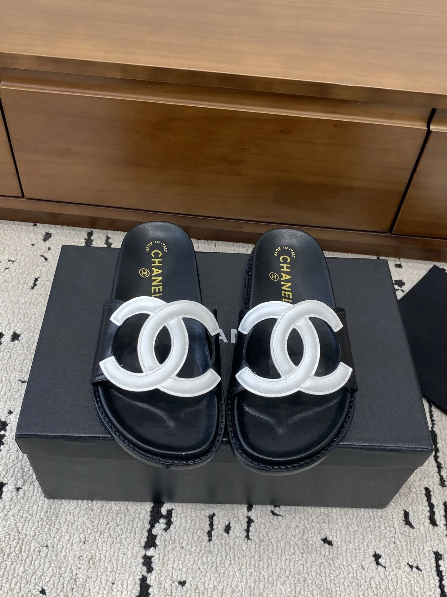 Chanel Slippers HighPerformance 3735