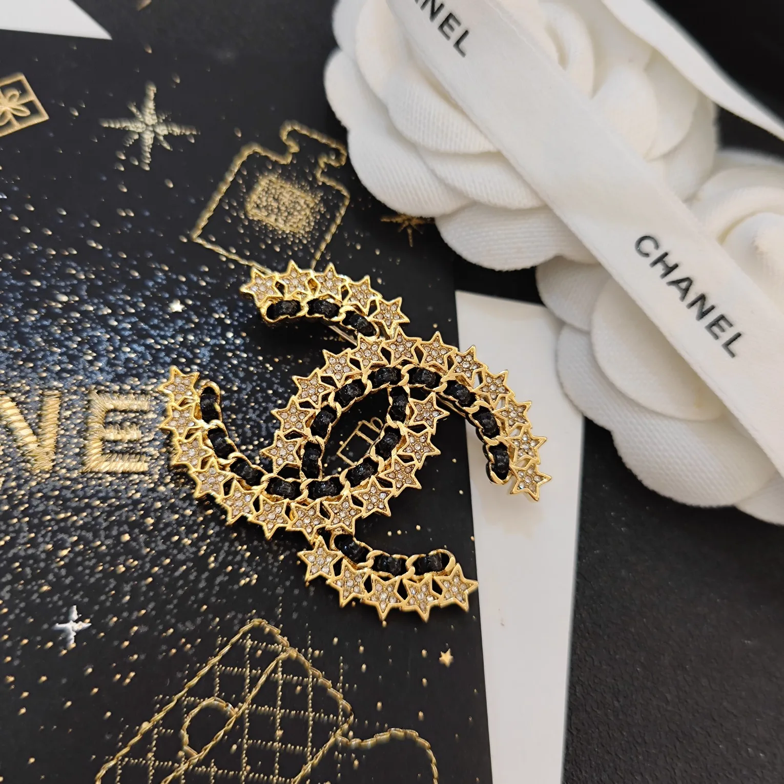 Chanel Suit Versatile 3784