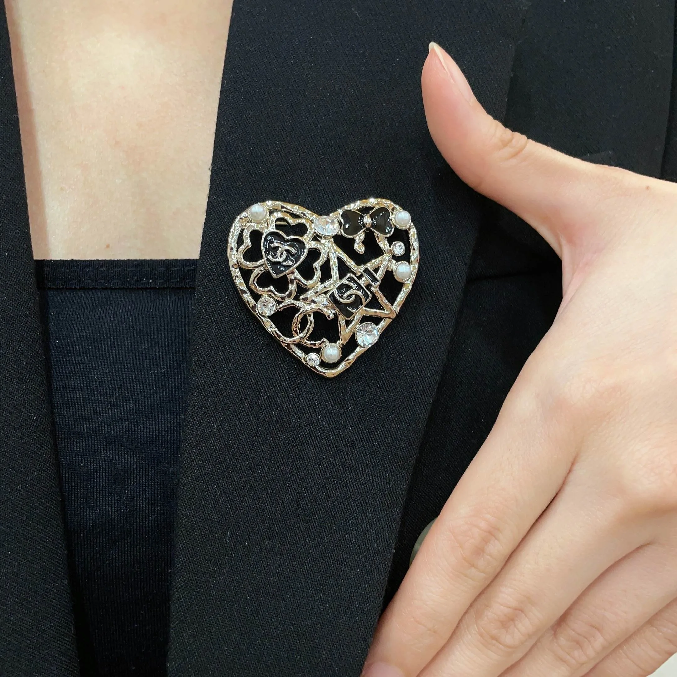 Chanel Suit Effortless 3783