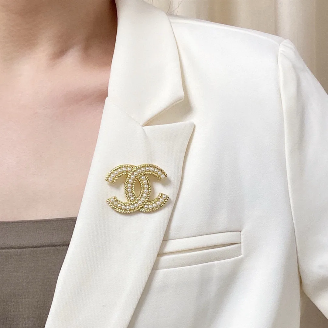 Chanel Suit Stylish 3775