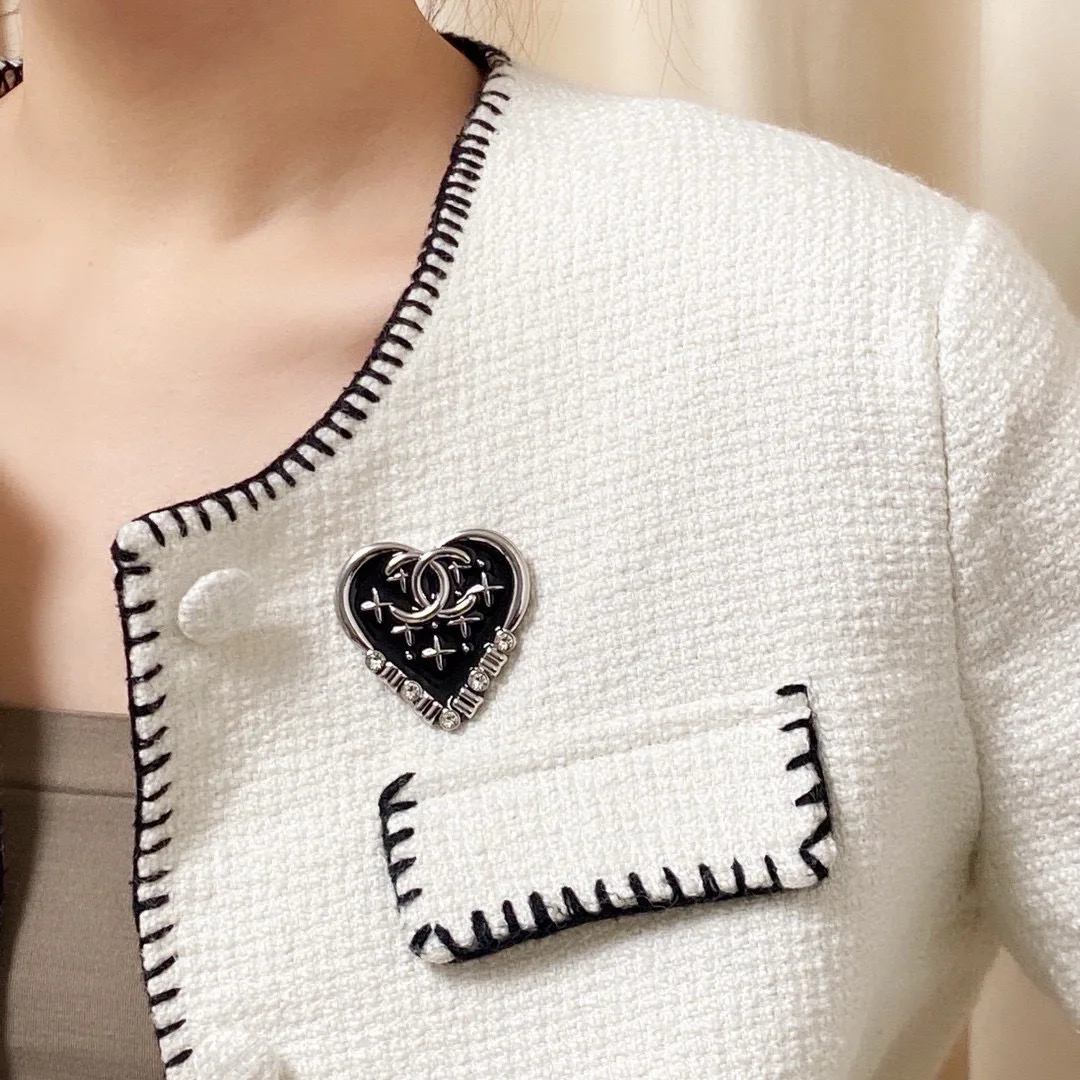 UrbanChic Chanel Suit 3767