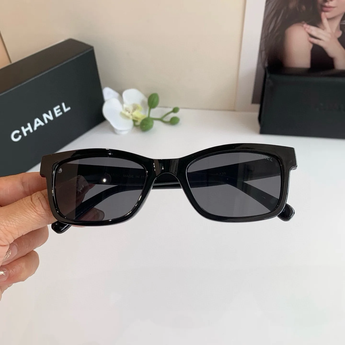 Lightweight Chanel Sunglasses 3794
