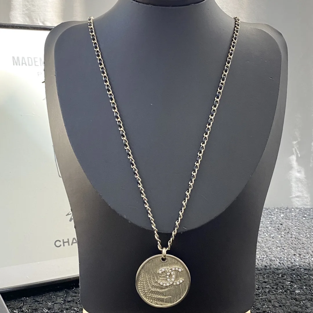 Chanel Sweater Lightweight 3861