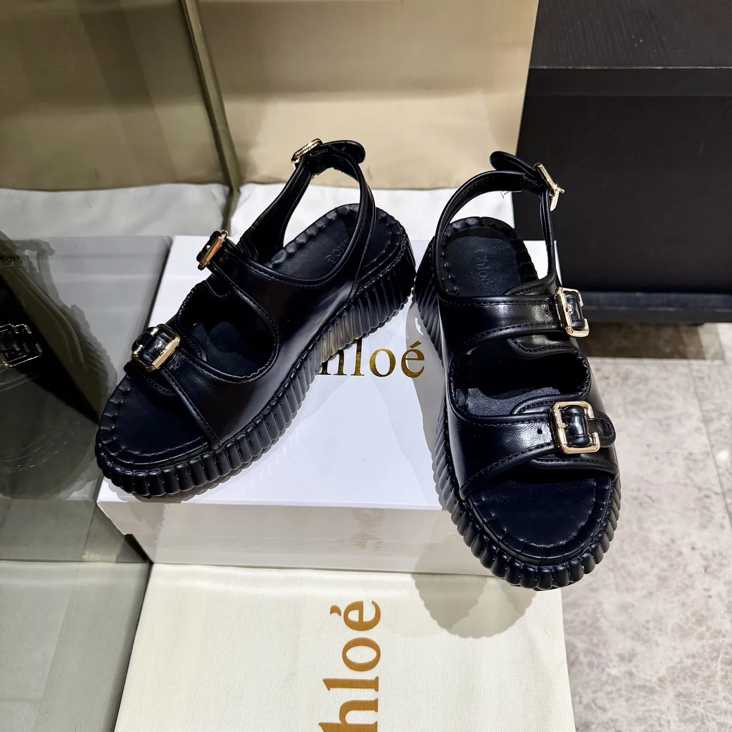 Modern Chloe Sandals 7601
