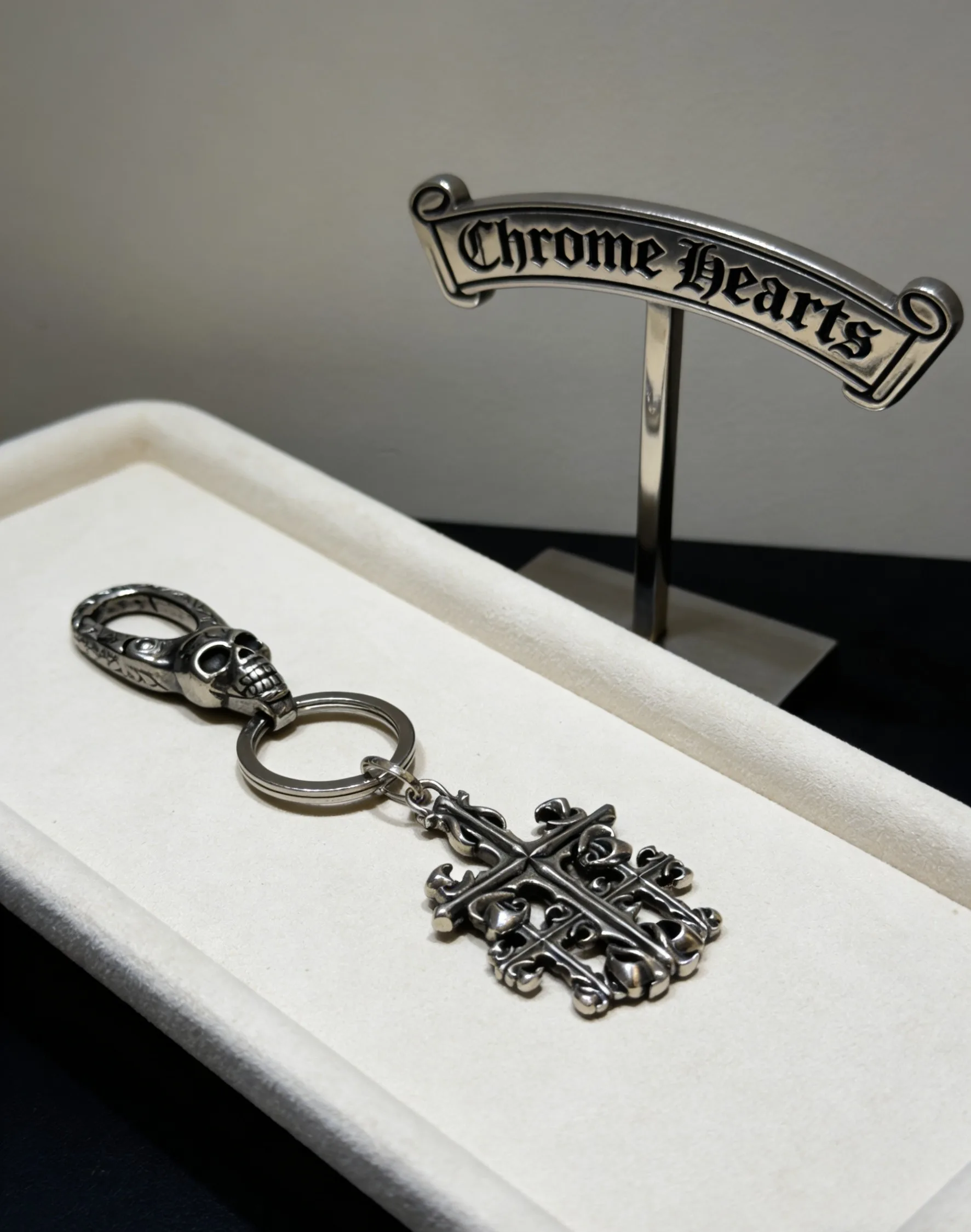 WellDesigned Chrome Hearts Keychain 1513