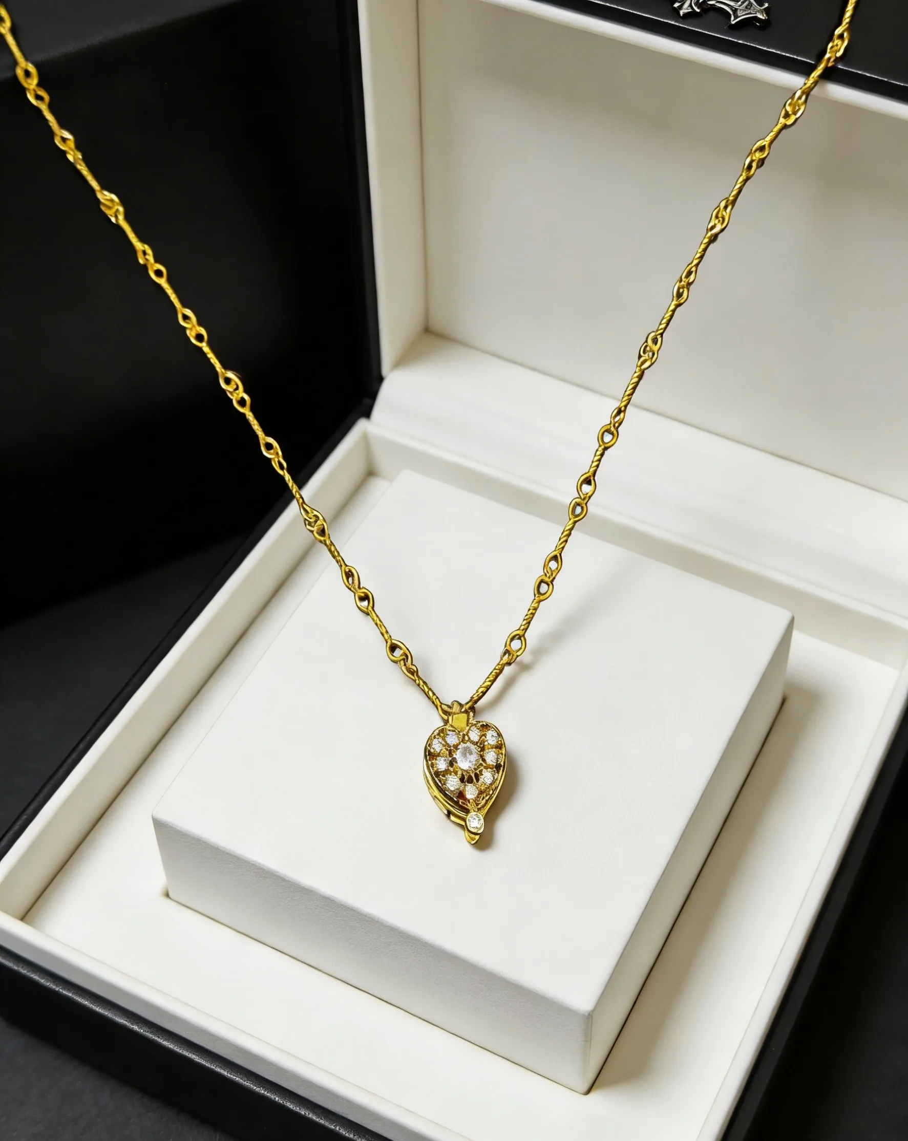 Elegant Chrome Hearts Necklace 1618