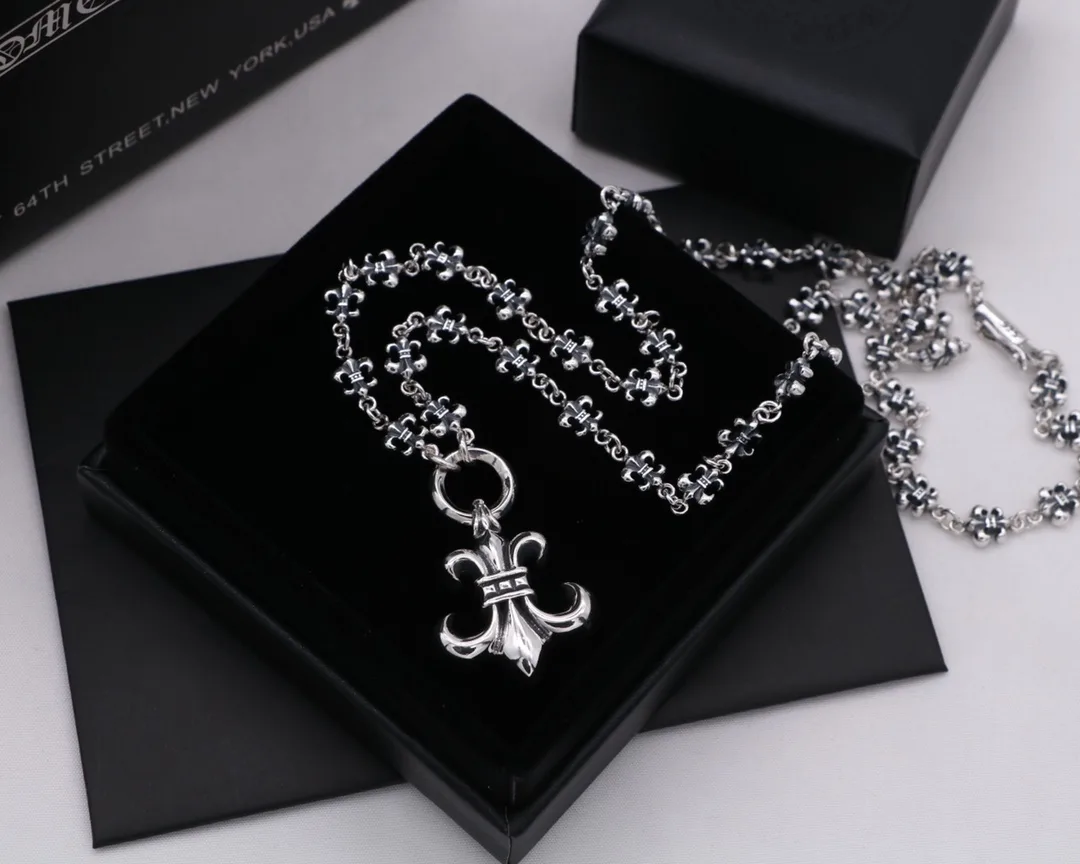 Classic Chrome Hearts Necklace 1742