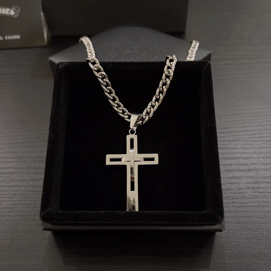 WrinkleFree Chrome Hearts Necklace 1737