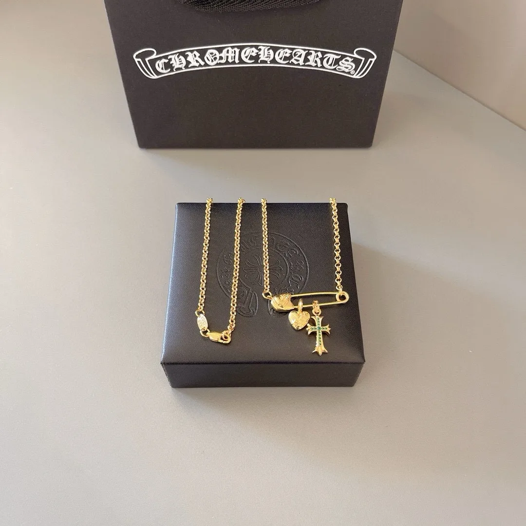 SoftTouch Chrome Hearts Necklace 1729