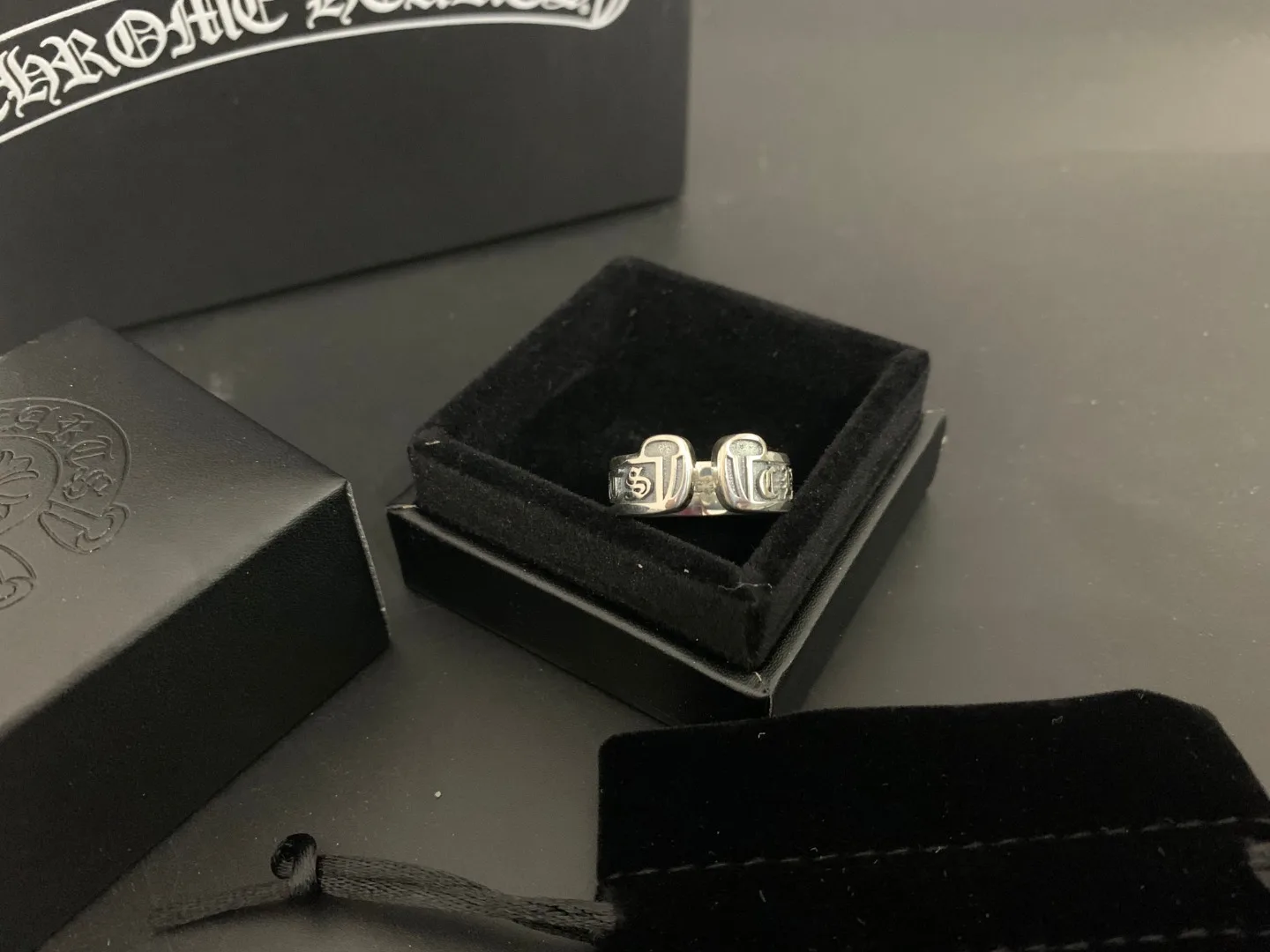 Sleek Chrome Hearts Ring 1844