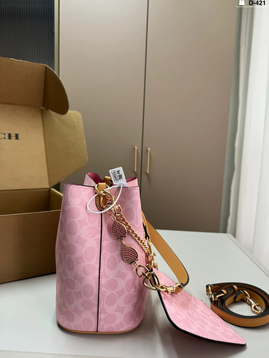 Youthful Coach Bucket Bag 7038