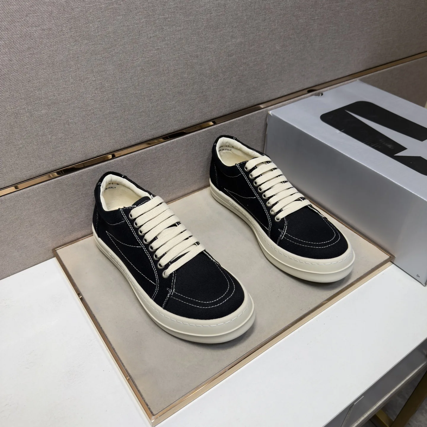 Converse  Shoes FashionForward 7723