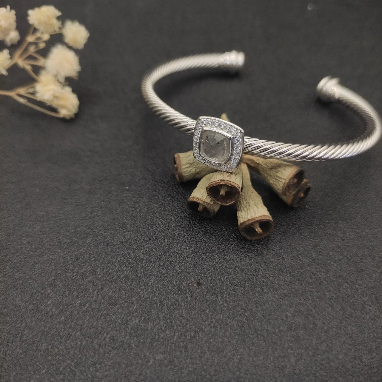 Attractive David Yurman Bracelet 6615