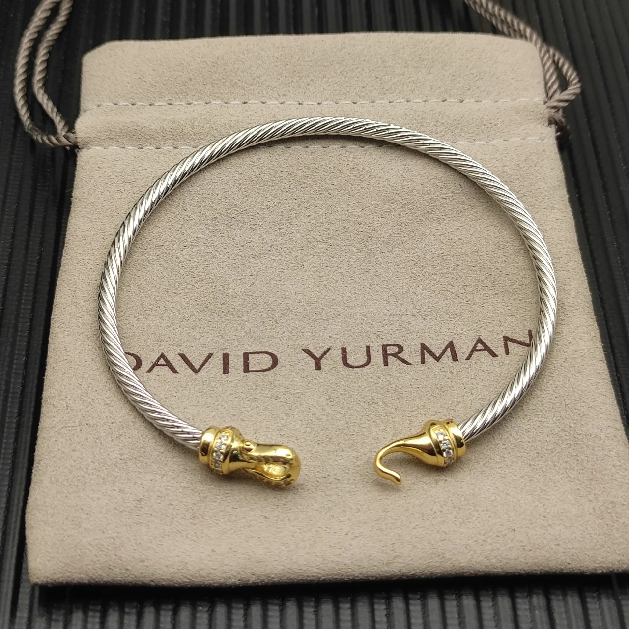RelaxedFit David Yurman Bracelet 6637