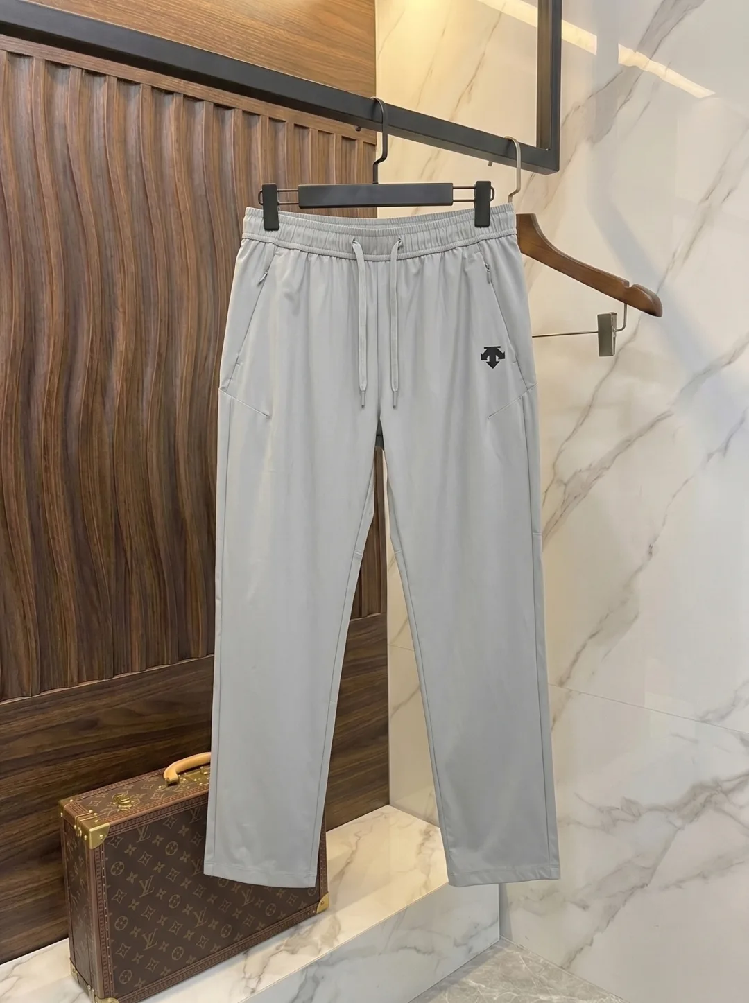 Descente Trousers Vibrant 7404