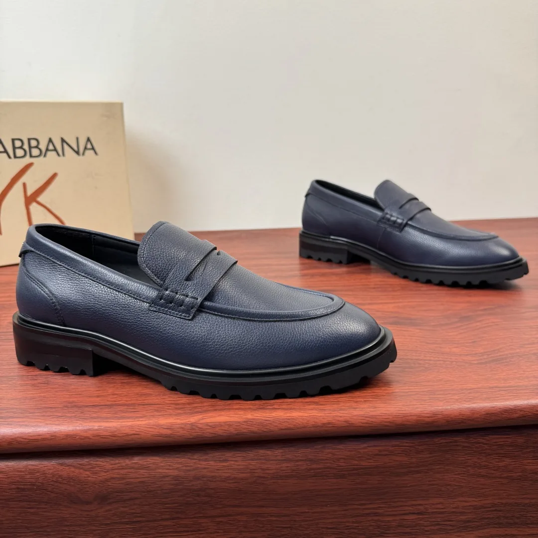 Modern Dolce & Gabbana Formal Wear 6898