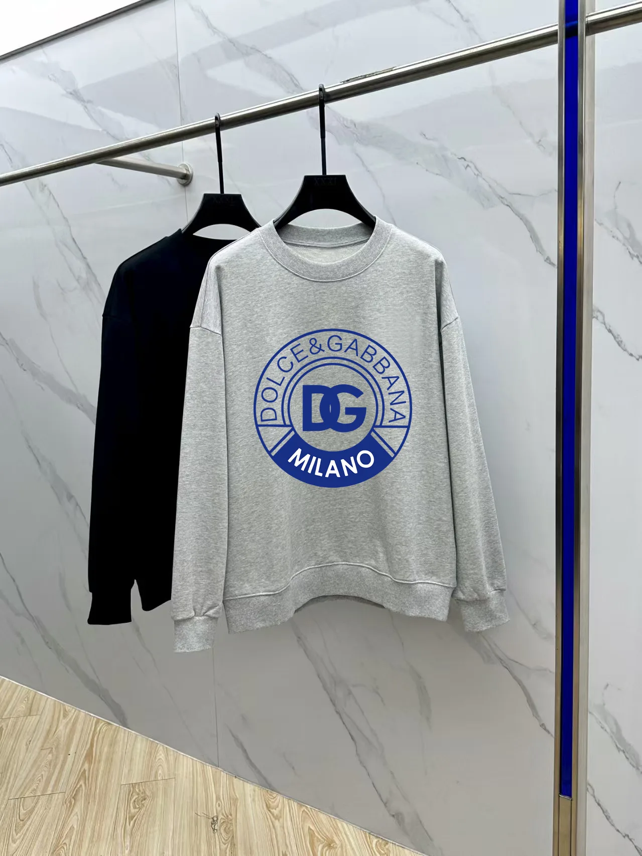 Dolce & Gabbana Long Sleeves Breathable 6910