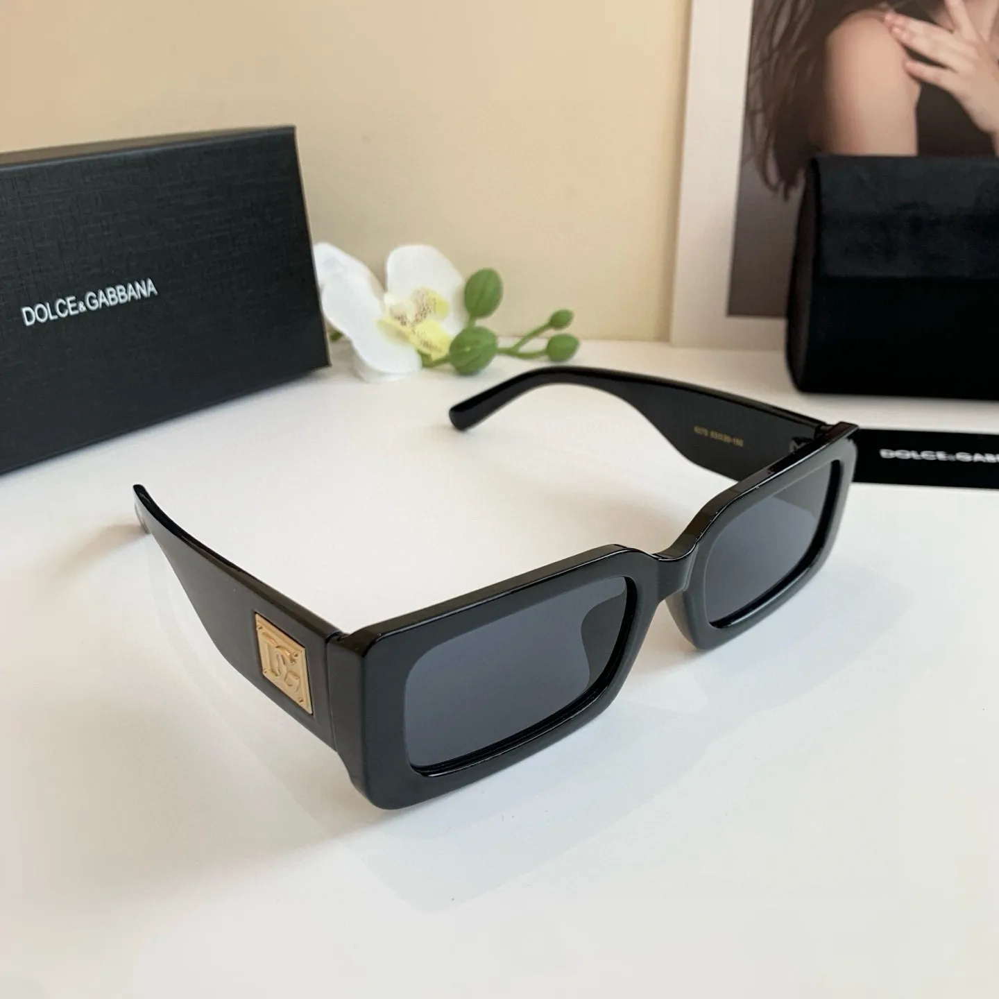 Sporty Dolce & Gabbana Sunglasses 6929