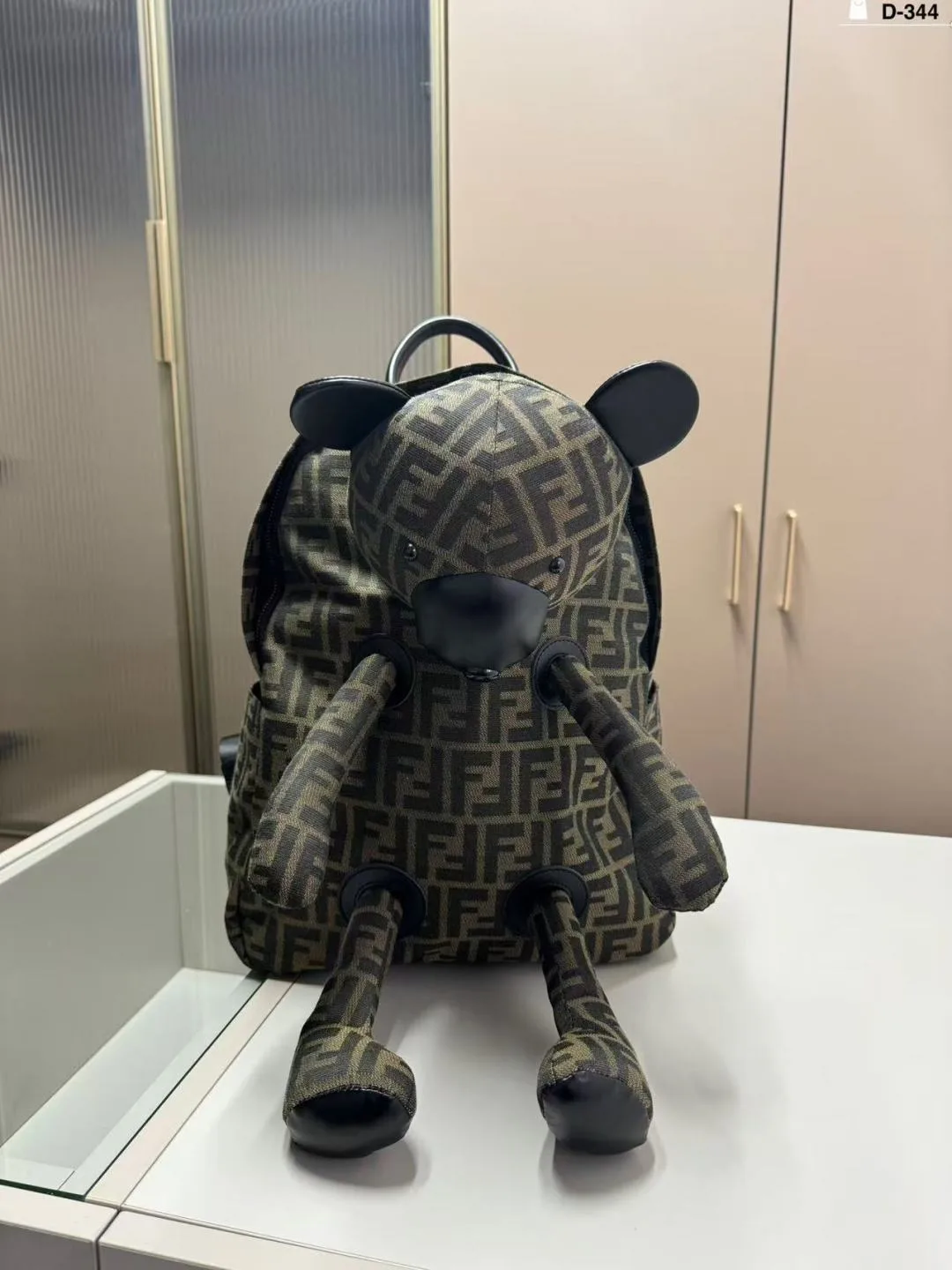 Fendi Backpack Popular 4699