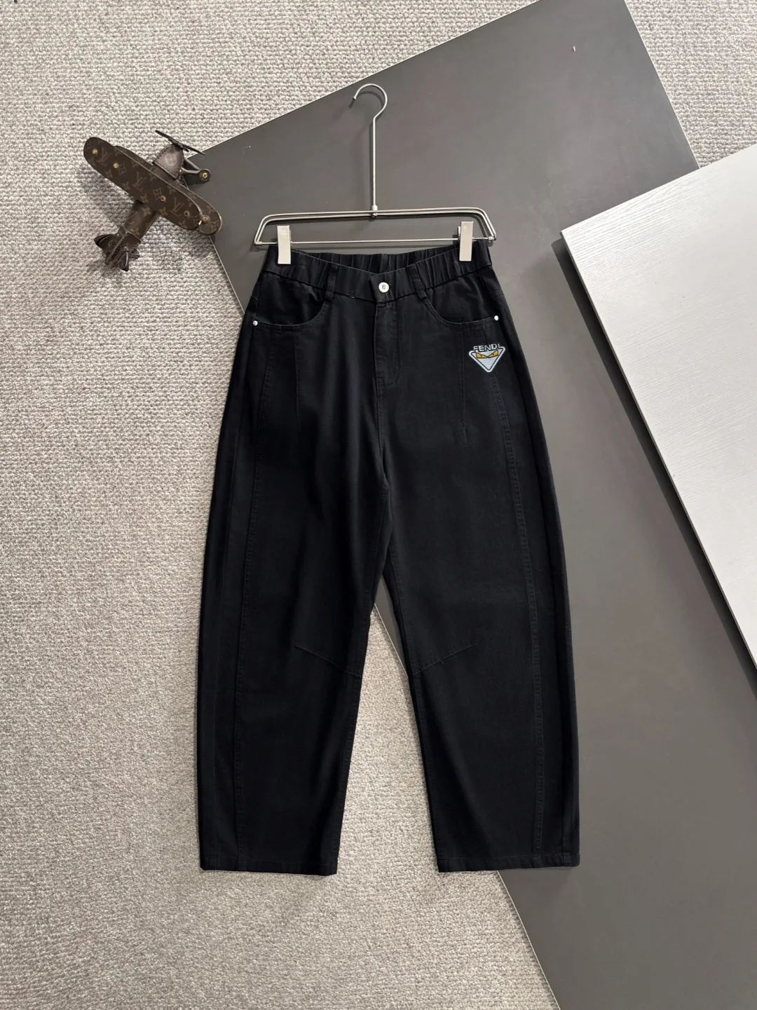 SmoothTexture Fendi  Pants 4710