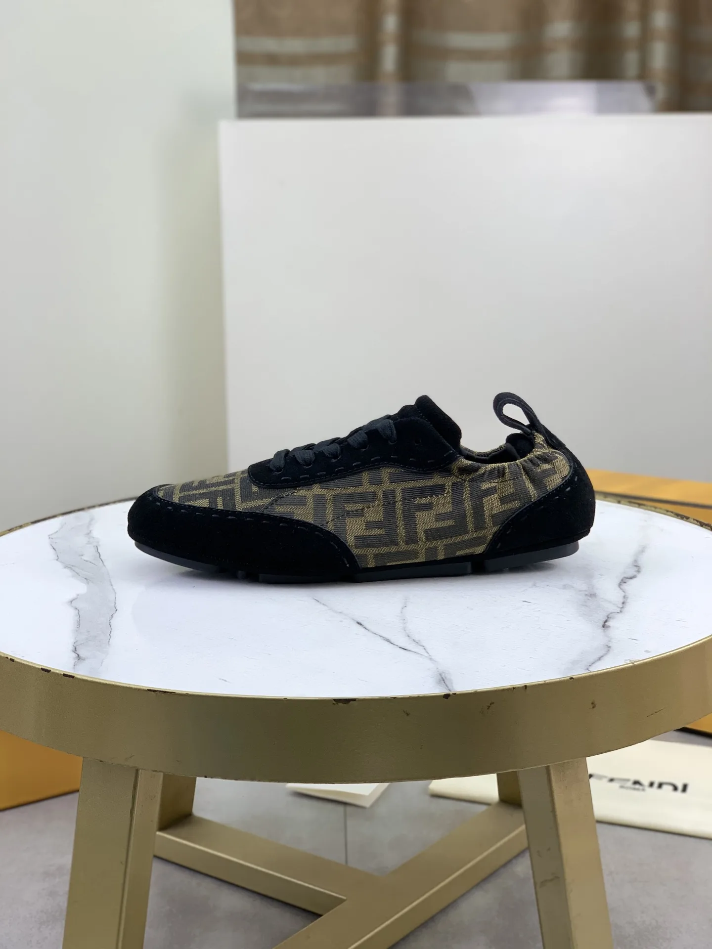 Upgraded Fendi  Shoes 4732