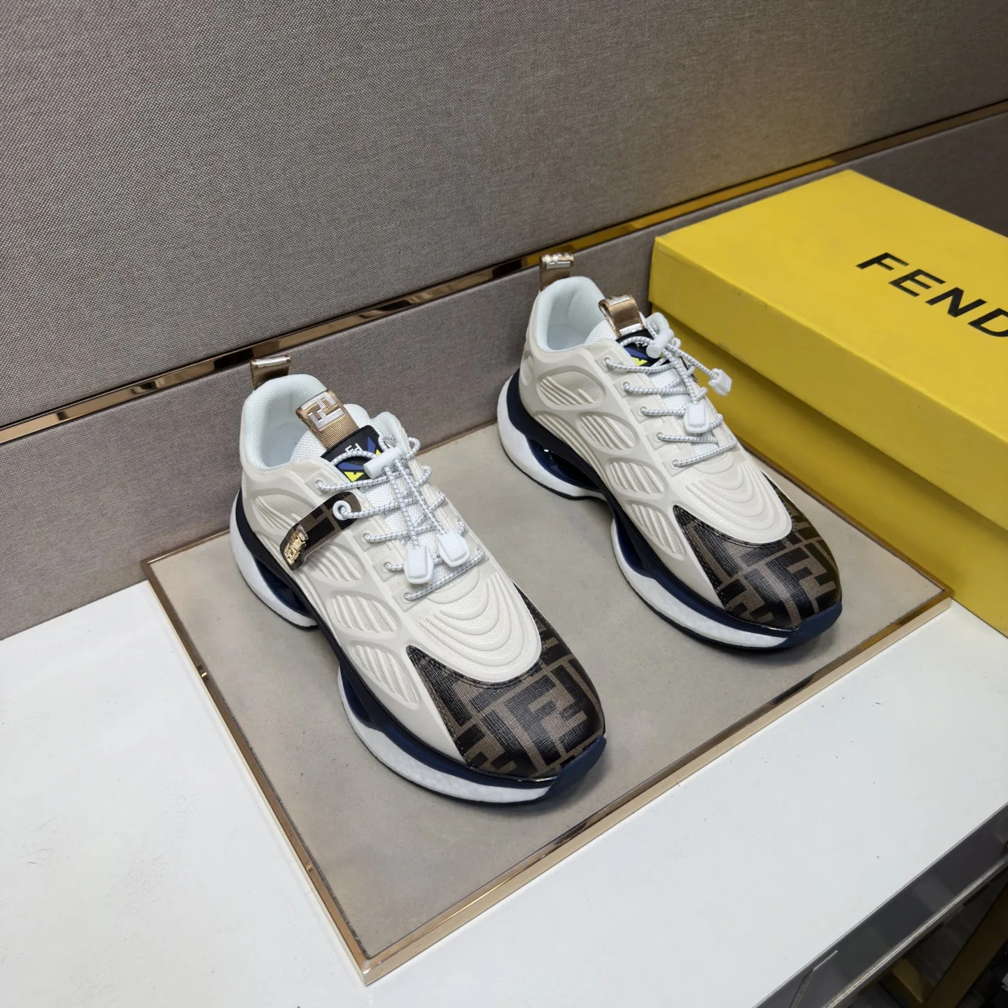Contemporary Fendi  Shoes 4724